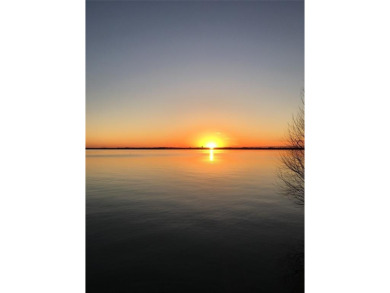 Waterfront Townhome on Lake Ray Hubbard! Pull your boat right up on Lakeside Village Golf Course in Texas - for sale on GolfHomes.com, golf home, golf lot