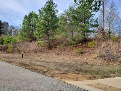 Welcome to 915 N Edgewater Trail-an exceptional homesite in the on Currahee Golf Club in Georgia - for sale on GolfHomes.com, golf home, golf lot
