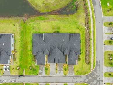 THE BEST END UNIT IS WAITING FOR YOU! This 2 bedroom, 2 bath on Plantation Bay Golf and Country Club in Florida - for sale on GolfHomes.com, golf home, golf lot