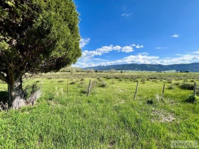 Overlooking beautiful Alexander Resevoir this 5.40 acre lot has on Oregon Trail Country Club in Idaho - for sale on GolfHomes.com, golf home, golf lot