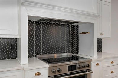 wonderful walkout basement home on the 18th fairway at Hickory on Hickory Hills Country Club in Missouri - for sale on GolfHomes.com, golf home, golf lot