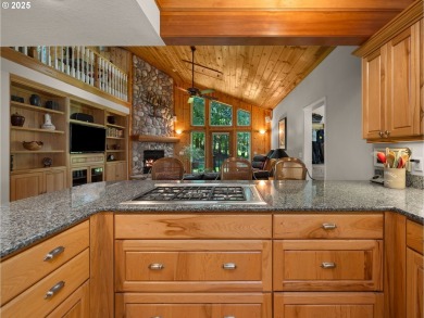 Welcome to your dream home! This gorgeous 3-bedroom, 3-bathroom on The Resort at the Mountain in Oregon - for sale on GolfHomes.com, golf home, golf lot
