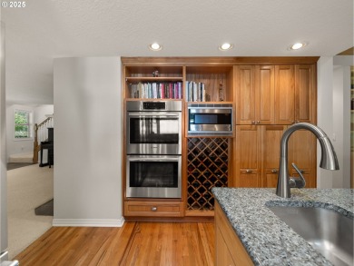Welcome to your dream home! This gorgeous 3-bedroom, 3-bathroom on The Resort at the Mountain in Oregon - for sale on GolfHomes.com, golf home, golf lot