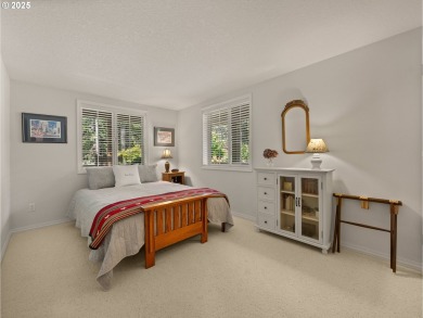 Welcome to your dream home! This gorgeous 3-bedroom, 3-bathroom on The Resort at the Mountain in Oregon - for sale on GolfHomes.com, golf home, golf lot