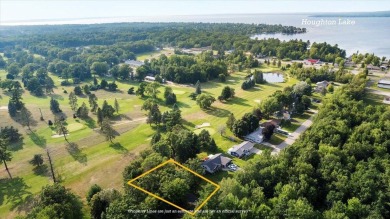 Welcome to this spacious 3-bedroom, 2-bath home offering over 1 on White Deer Country Club in Michigan - for sale on GolfHomes.com, golf home, golf lot