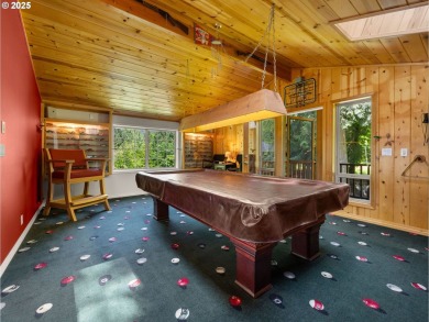 Welcome to your dream home! This gorgeous 3-bedroom, 3-bathroom on The Resort at the Mountain in Oregon - for sale on GolfHomes.com, golf home, golf lot