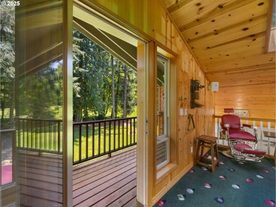 Welcome to your dream home! This gorgeous 3-bedroom, 3-bathroom on The Resort at the Mountain in Oregon - for sale on GolfHomes.com, golf home, golf lot