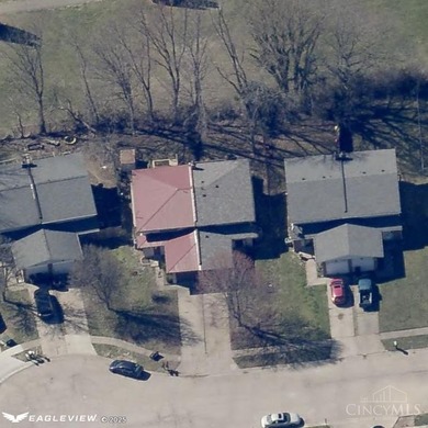 Welcome home to this updated 3-bedroom,2-full bath home with an on Franklin Golf Course, Inc. in Ohio - for sale on GolfHomes.com, golf home, golf lot