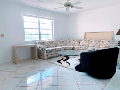**MOTIVATED SELLER - DON'T MISS THIS OPPORTUNITY TO TAKE A on Kings Point Golf -Flanders Way in Florida - for sale on GolfHomes.com, golf home, golf lot