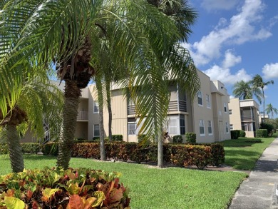 **MOTIVATED SELLER - DON'T MISS THIS OPPORTUNITY TO TAKE A on Kings Point Golf -Flanders Way in Florida - for sale on GolfHomes.com, golf home, golf lot