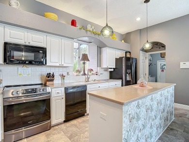 Stunning 3 bedrooms + office, 3 bath + 3 car garage Cabana Pool on Sugarmill Woods Golf and Country Club in Florida - for sale on GolfHomes.com, golf home, golf lot