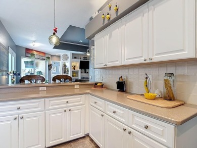 Stunning 3 bedrooms + office, 3 bath + 3 car garage Cabana Pool on Sugarmill Woods Golf and Country Club in Florida - for sale on GolfHomes.com, golf home, golf lot