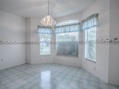 LOCATION! LOCATION! LOCATION! This spacious 3/2 CYPRESS model on Hacienda Hills Golf and Country Club in Florida - for sale on GolfHomes.com, golf home, golf lot