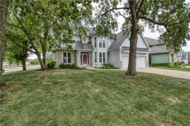 Location Location Location - You Will Love Living in Lakewood!!! on Lakewood Oaks Golf Club, Ltd. in Missouri - for sale on GolfHomes.com, golf home, golf lot