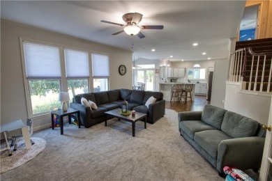 Location Location Location - You Will Love Living in Lakewood!!! on Lakewood Oaks Golf Club, Ltd. in Missouri - for sale on GolfHomes.com, golf home, golf lot