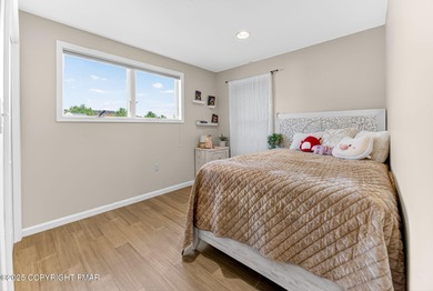 Beautiful detached home on a quiet cul-de-sac in Country Club of on Country Club of the Poconos Golf Course in Pennsylvania - for sale on GolfHomes.com, golf home, golf lot