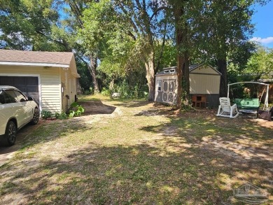 Golf Community Gem With Modern Upgrades. This beautifully on Osceola Municipal Golf Course in Florida - for sale on GolfHomes.com, golf home, golf lot