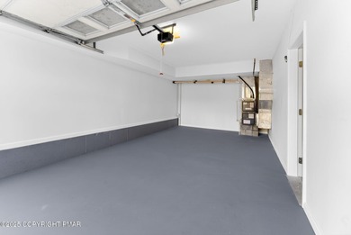 Beautiful detached home on a quiet cul-de-sac in Country Club of on Country Club of the Poconos Golf Course in Pennsylvania - for sale on GolfHomes.com, golf home, golf lot