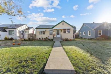 Beautiful craftsman style home. Large living room with coffer on Fairview Golf Course in Idaho - for sale on GolfHomes.com, golf home, golf lot