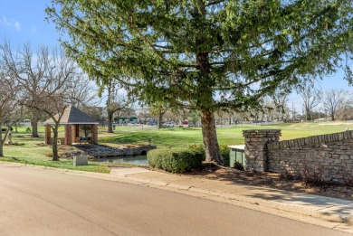 Welcome to easy, comfortable living in this darling Griffin Gate on Griffin Gate Golf Resort in Kentucky - for sale on GolfHomes.com, golf home, golf lot