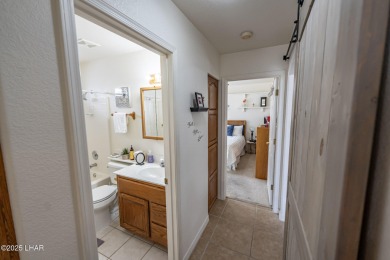 LOVELY 3-BED, 2-BATH HOME IN A GREAT SPOT!! This well-kept on Cerbat Cliffs Golf Course in Arizona - for sale on GolfHomes.com, golf home, golf lot