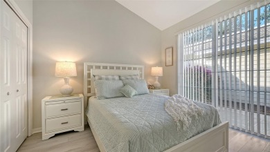 This MOVE-IN READY 2-bedroom, 2-bathroom villa with a den and on University Park Country Club in Florida - for sale on GolfHomes.com, golf home, golf lot