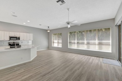 Move in ready 2 bedroom, bedroom 3 is  den/office 2 bath villa on Aberdeen Golf and Country Club in Florida - for sale on GolfHomes.com, golf home, golf lot