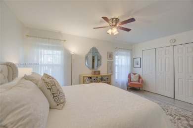 Find paradise in this elegantly updated, bright & airy 2bed on Delray Beach Golf Club in Florida - for sale on GolfHomes.com, golf home, golf lot