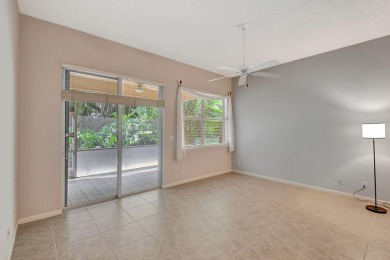 Move in ready 2 bedroom, bedroom 3 is  den/office 2 bath villa on Aberdeen Golf and Country Club in Florida - for sale on GolfHomes.com, golf home, golf lot