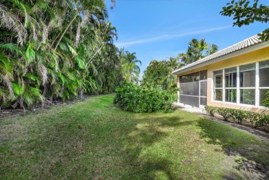 Move in ready 2 bedroom, bedroom 3 is  den/office 2 bath villa on Aberdeen Golf and Country Club in Florida - for sale on GolfHomes.com, golf home, golf lot