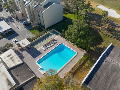 Charming studio apartment located in the heart of Carrollwood on Carrollwood Country Club in Florida - for sale on GolfHomes.com, golf home, golf lot