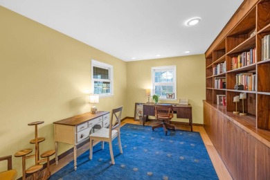 Welcome to 324 E 20th St- a home that has been impressing guests on Homewood Golf Course in Iowa - for sale on GolfHomes.com, golf home, golf lot