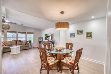 The most adorable place to call ''vacation home''! Walk in the on Jupiter Dunes Golf Course in Florida - for sale on GolfHomes.com, golf home, golf lot