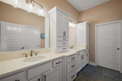 STUNNING 3/3 TURNKEY Designer Linden with GOLF CART, HOT TUB on Pennbrooke Fairways in Florida - for sale on GolfHomes.com, golf home, golf lot