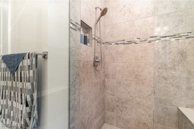 Beautiful, better than new construction, Pulte Ellenwood Villa on River Hall Country Club in Florida - for sale on GolfHomes.com, golf home, golf lot