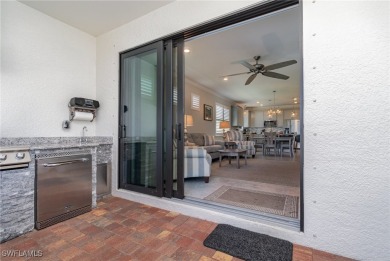 Beautiful, better than new construction, Pulte Ellenwood Villa on River Hall Country Club in Florida - for sale on GolfHomes.com, golf home, golf lot