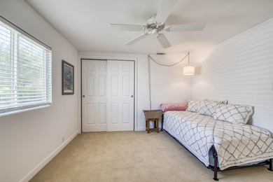 The most adorable place to call ''vacation home''! Walk in the on Jupiter Dunes Golf Course in Florida - for sale on GolfHomes.com, golf home, golf lot