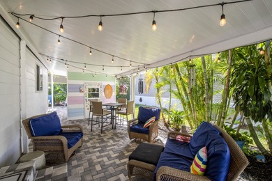 The most adorable place to call ''vacation home''! Walk in the on Jupiter Dunes Golf Course in Florida - for sale on GolfHomes.com, golf home, golf lot