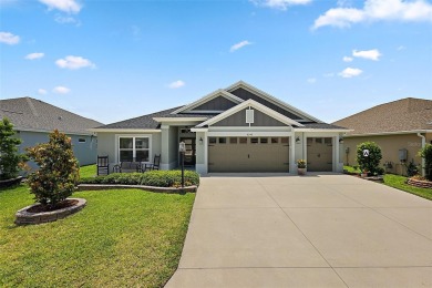 STUNNING 3/3 TURNKEY Designer Linden with GOLF CART, HOT TUB on Pennbrooke Fairways in Florida - for sale on GolfHomes.com, golf home, golf lot