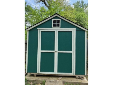 SEEKING THE BEST OF NEIGHBORHOODS AND GREAT NEIGHBORS TO GO WITH on Shady Valley Golf Club in Texas - for sale on GolfHomes.com, golf home, golf lot