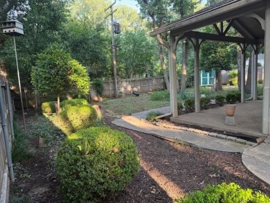 SEEKING THE BEST OF NEIGHBORHOODS AND GREAT NEIGHBORS TO GO WITH on Shady Valley Golf Club in Texas - for sale on GolfHomes.com, golf home, golf lot