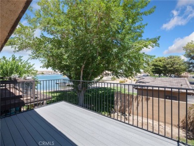 3-bedroom 2.5-bathroom, 1206sf nestled next to the North Lake on Silver Lakes Golf Course in California - for sale on GolfHomes.com, golf home, golf lot