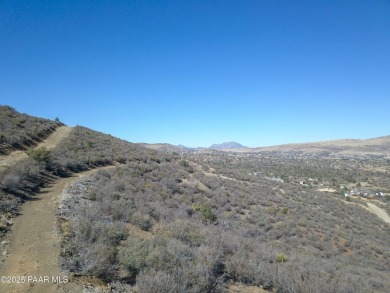 Views of Prescott and Prescott Valley at an amazing price. Easy on StoneRidge Golf Course in Arizona - for sale on GolfHomes.com, golf home, golf lot
