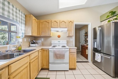 Welcome to this charming 3-bedroom, 2-bathroom home offering 1 on Valle Vista Golf Course in Arizona - for sale on GolfHomes.com, golf home, golf lot