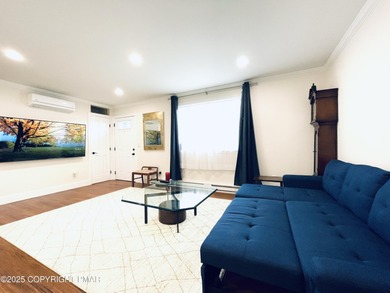 SHORT-TERM RENTALS FRIENDLY! FULLY FURNISHED! MOVE-IN READY! on Pocono Farms Country Club in Pennsylvania - for sale on GolfHomes.com, golf home, golf lot