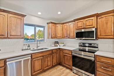Fully remodeled + multi-generational living in Bloomington! This on Bloomington Country Club in Utah - for sale on GolfHomes.com, golf home, golf lot