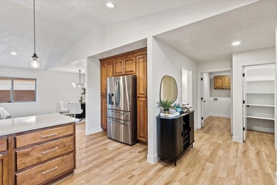 Fully remodeled + multi-generational living in Bloomington! This on Bloomington Country Club in Utah - for sale on GolfHomes.com, golf home, golf lot