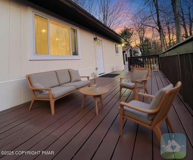 SHORT-TERM RENTALS FRIENDLY! FULLY FURNISHED! MOVE-IN READY! on Pocono Farms Country Club in Pennsylvania - for sale on GolfHomes.com, golf home, golf lot