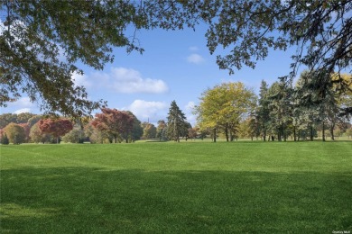 Beautiful, bright and light ranch in the heart of wine country on The Woods At Cherry Creek in New York - for sale on GolfHomes.com, golf home, golf lot