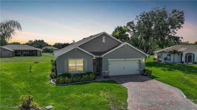 DRASTIC REDUCTION FOR IMMEDIATE SALE!!!   Motivated sellers! on Kingsway Country Club in Florida - for sale on GolfHomes.com, golf home, golf lot